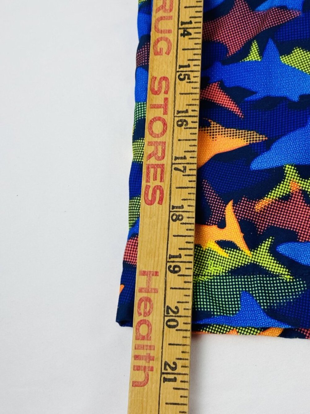 Boys Lands End Colorful Shark Print Swim Shorts XL (14-16) Drawstring Waistband - Picture 4 of 10